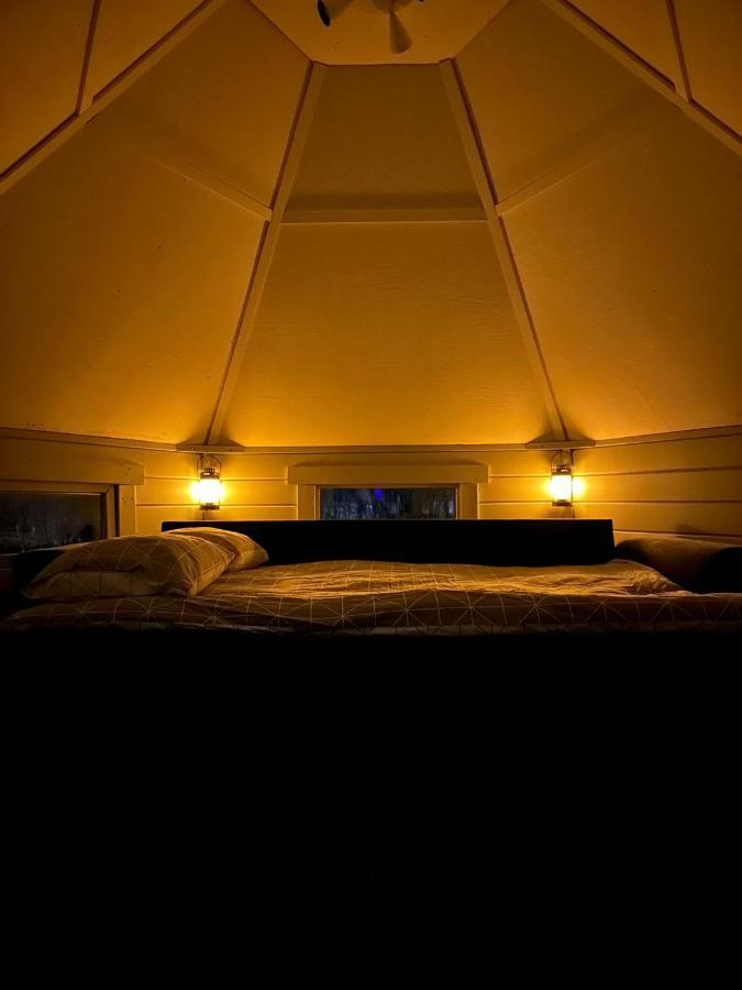 Villa Camp Caroli Hobbit Hut Jukkasjärvi Exterior foto